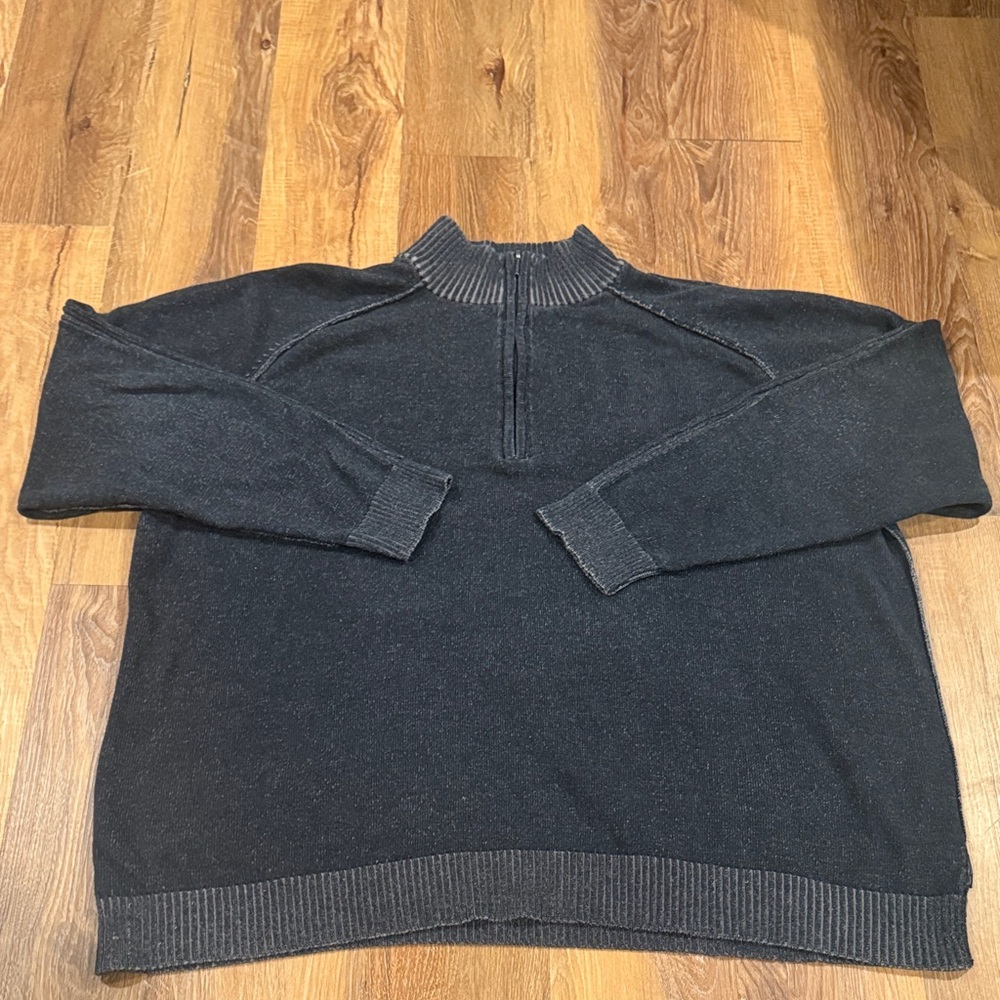 Calvin Klein Jeans Men's Quarter Zip Sweater (Black/Charcoal Grey)(Size:3X)(EUC)
